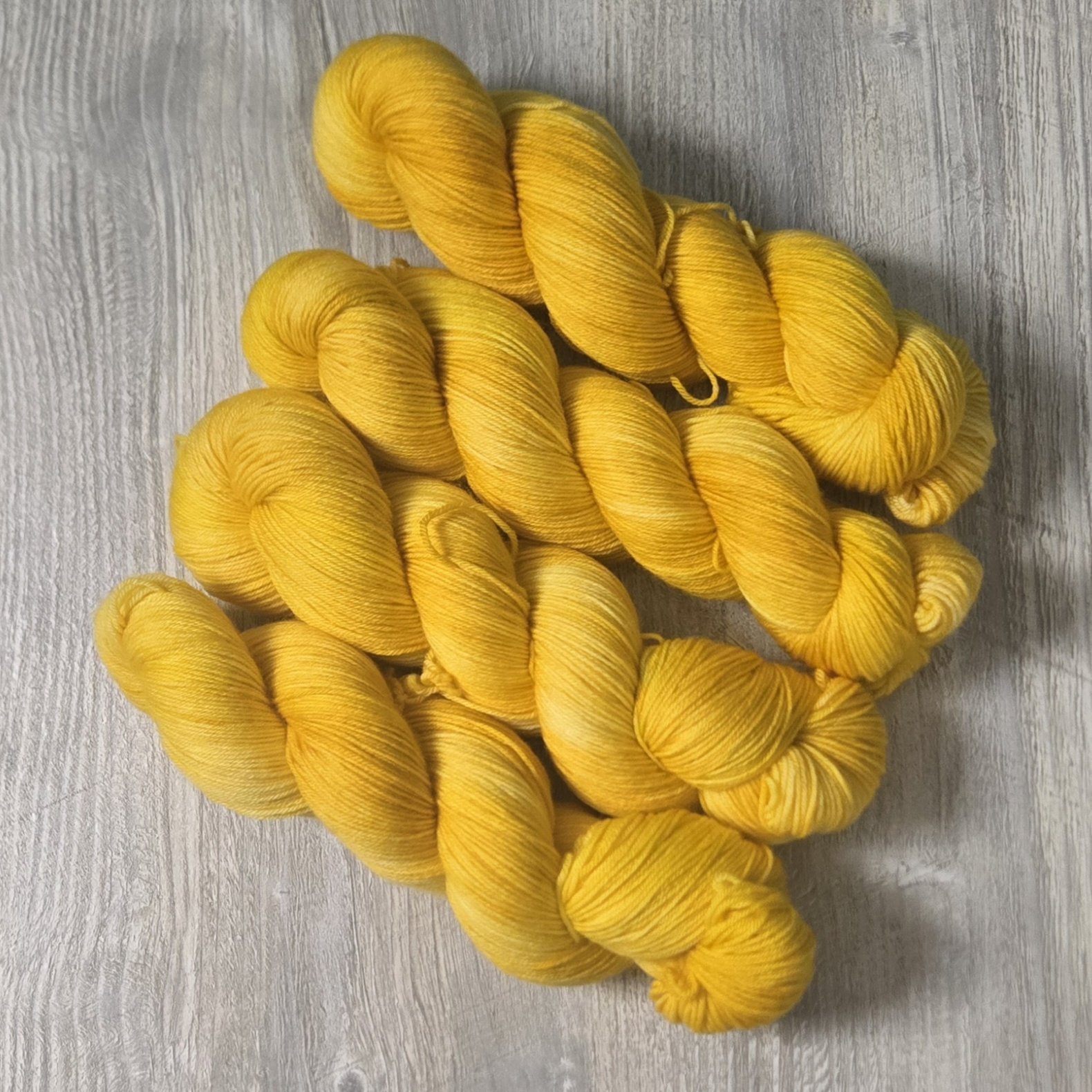 Pot o Gold on Leo Fingering Base