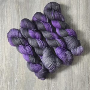 Violet Eye Bat Boy on Leo Fingering Base