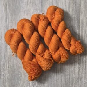 Chaos Dragon on Logan Fingering Base